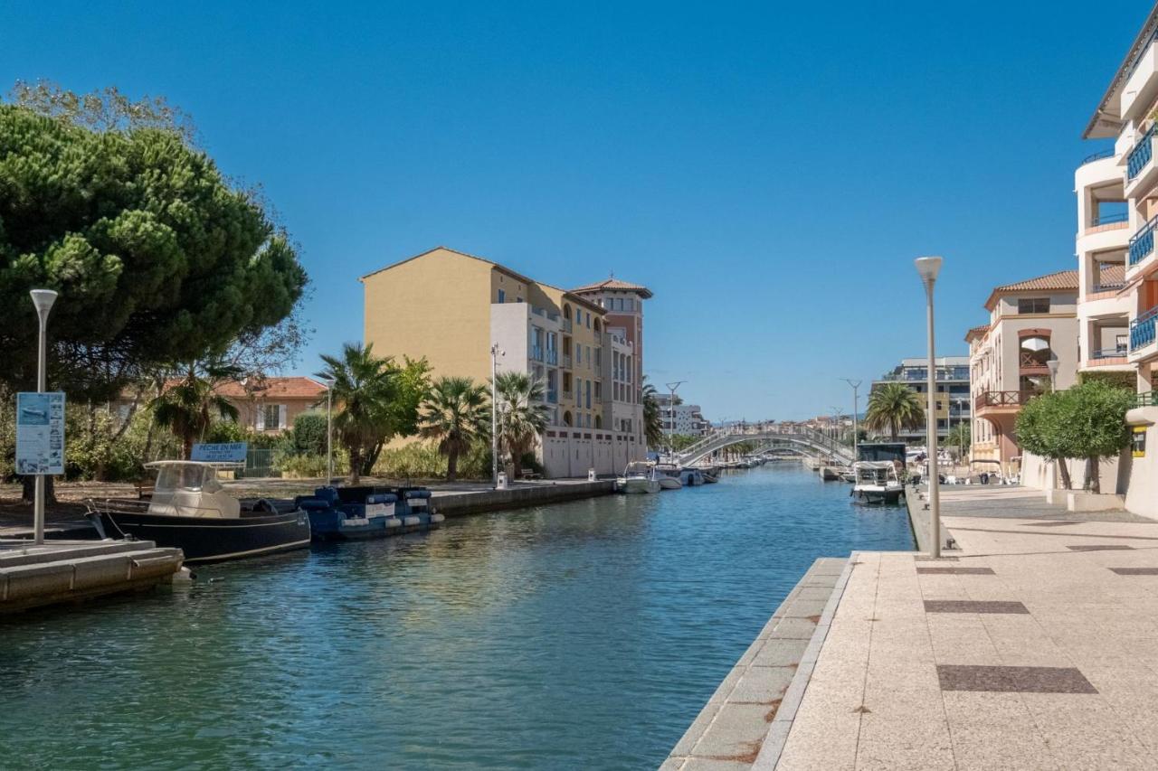 Hôtel Miléade Méditerranée - Port-Fréjus Esterno foto