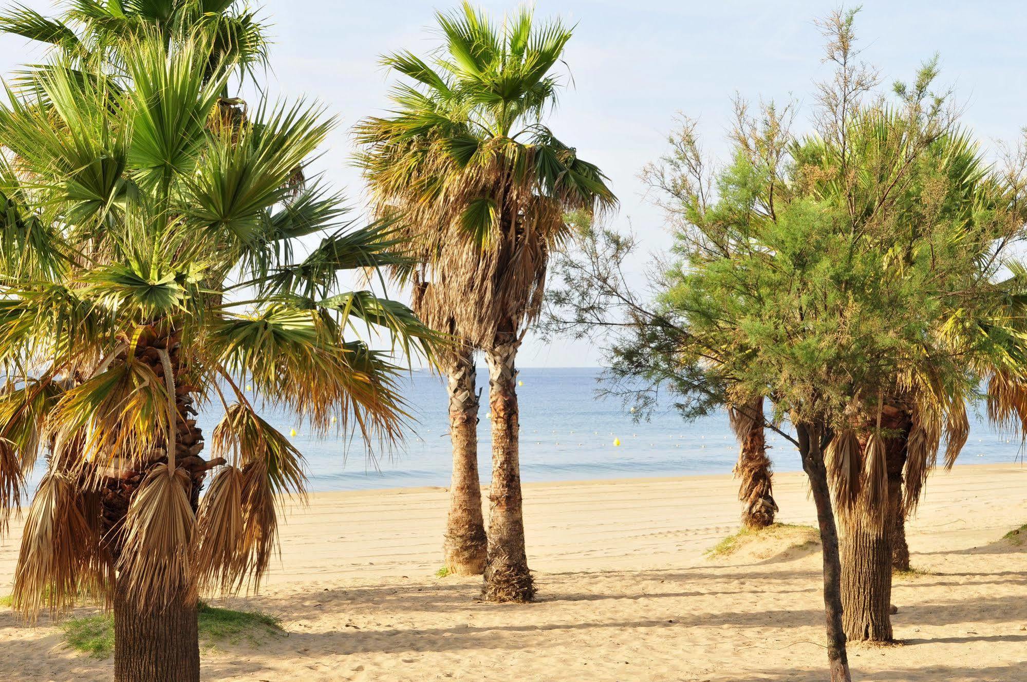 Hôtel Miléade Méditerranée - Port-Fréjus Esterno foto